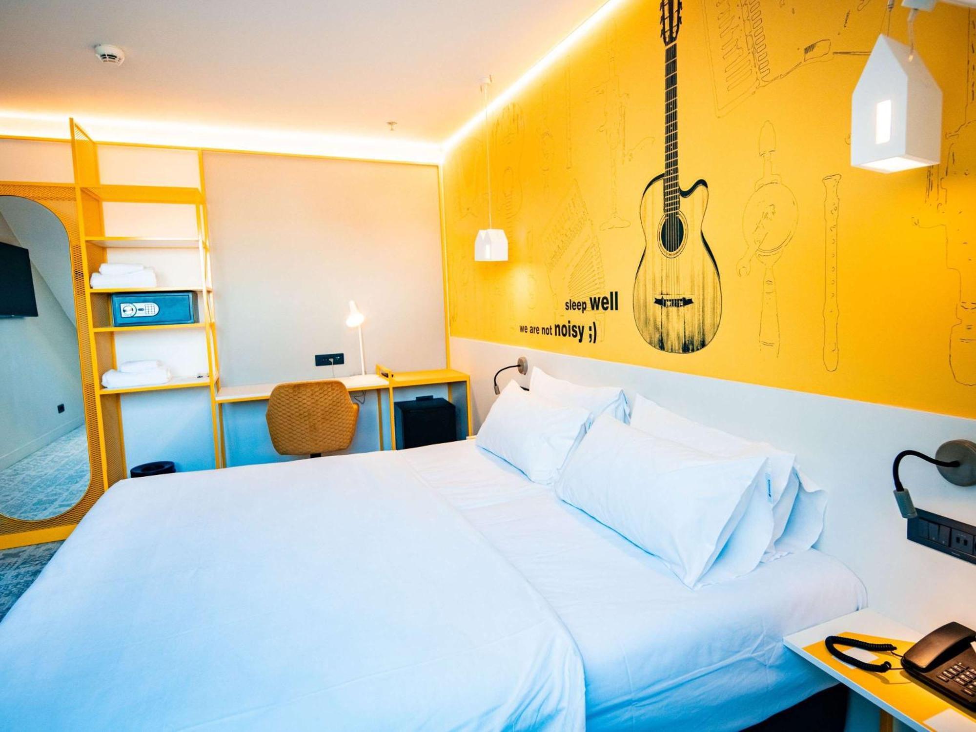 Ibis Styles Sibiu Arsenal Hotel Exterior foto
