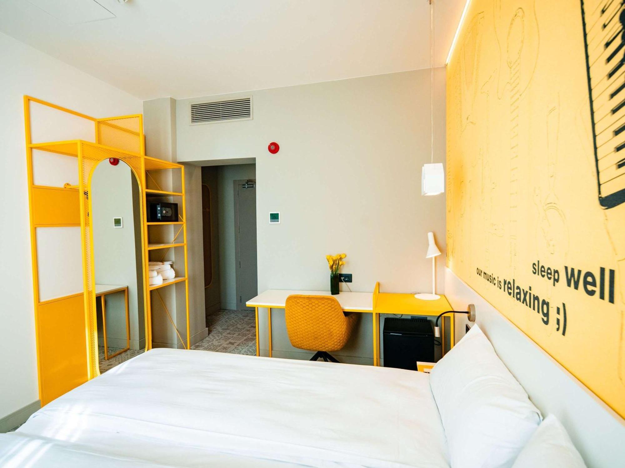 Ibis Styles Sibiu Arsenal Hotel Exterior foto