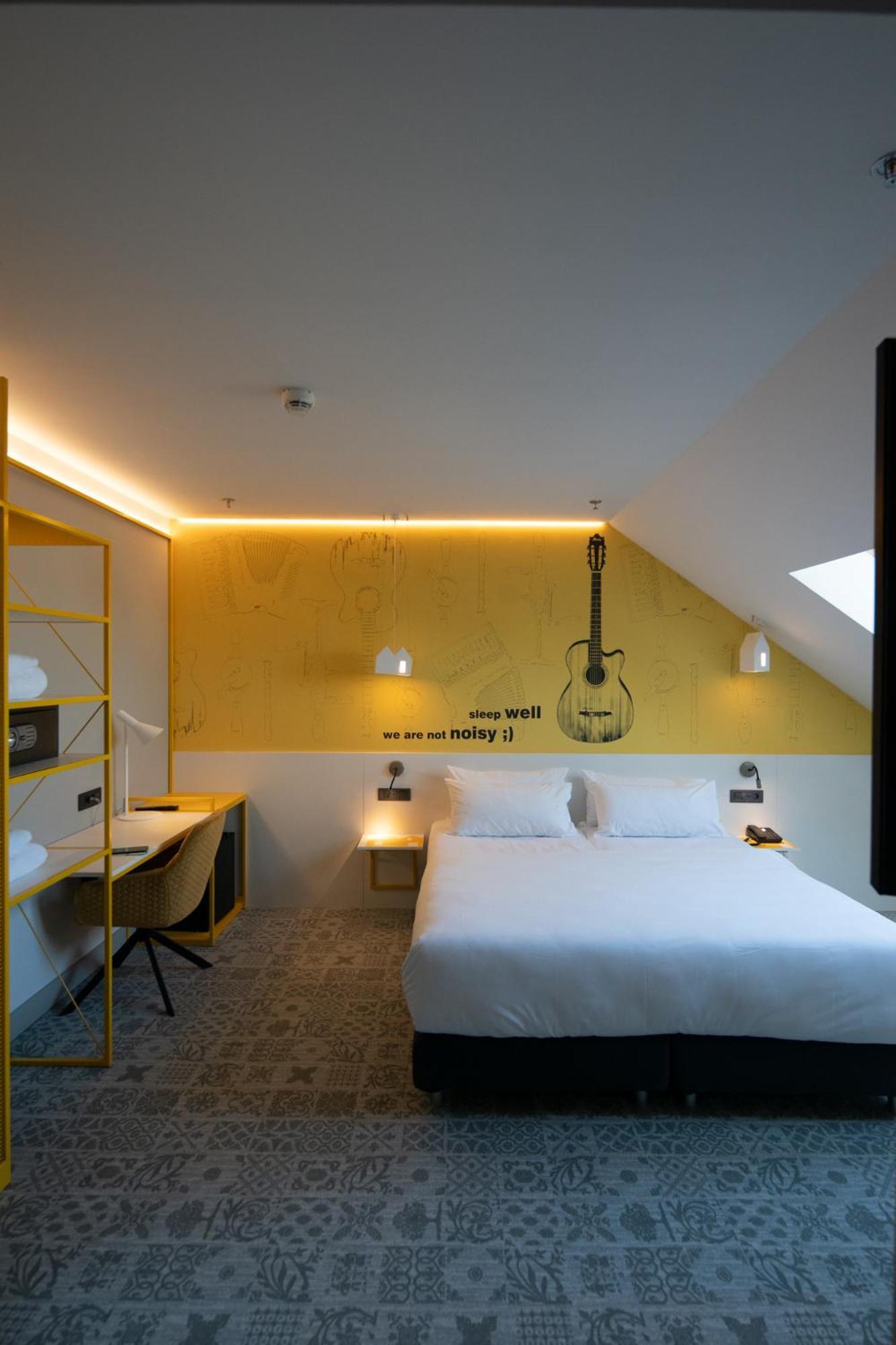 Ibis Styles Sibiu Arsenal Hotel Exterior foto