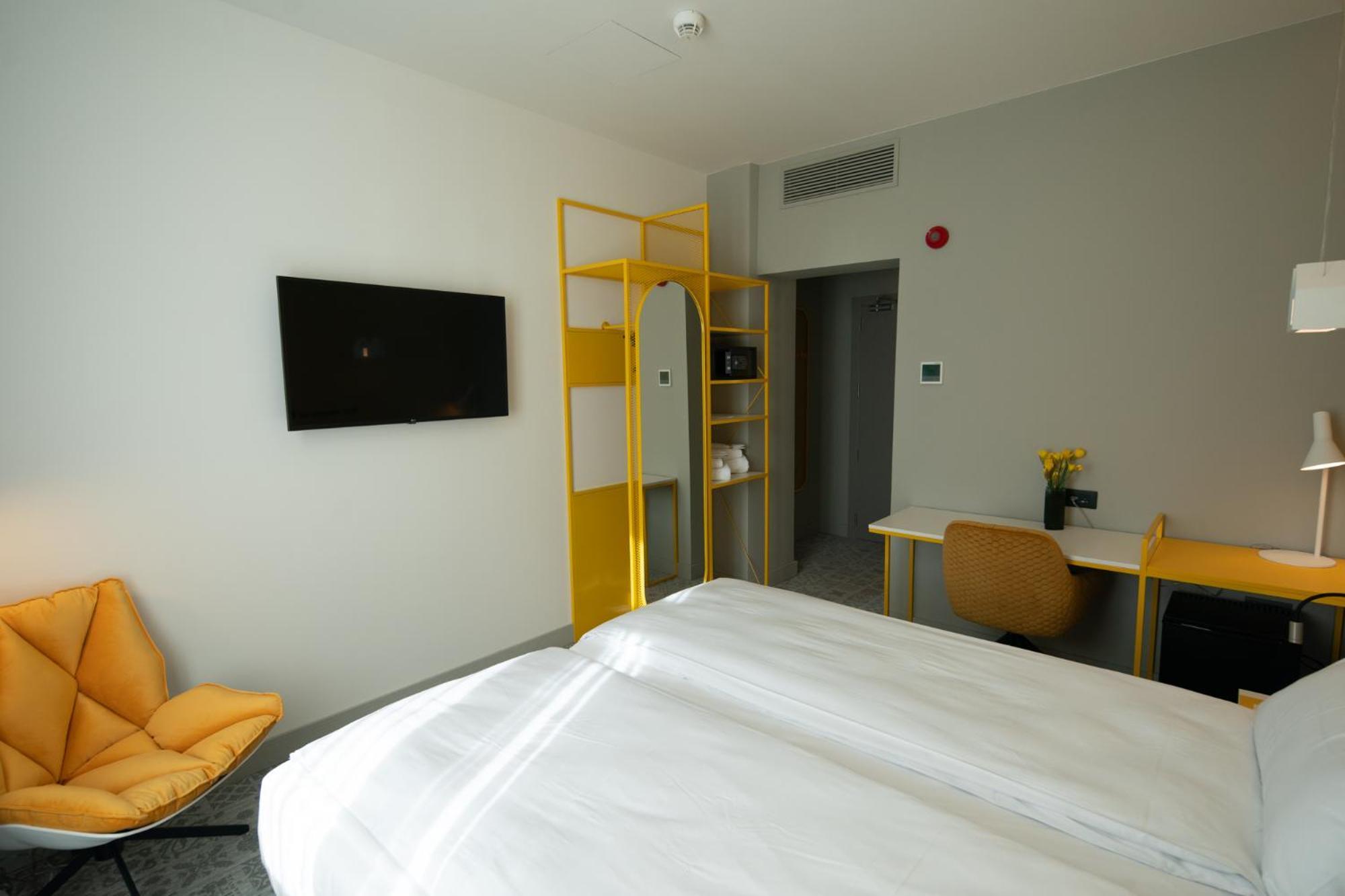 Ibis Styles Sibiu Arsenal Hotel Exterior foto